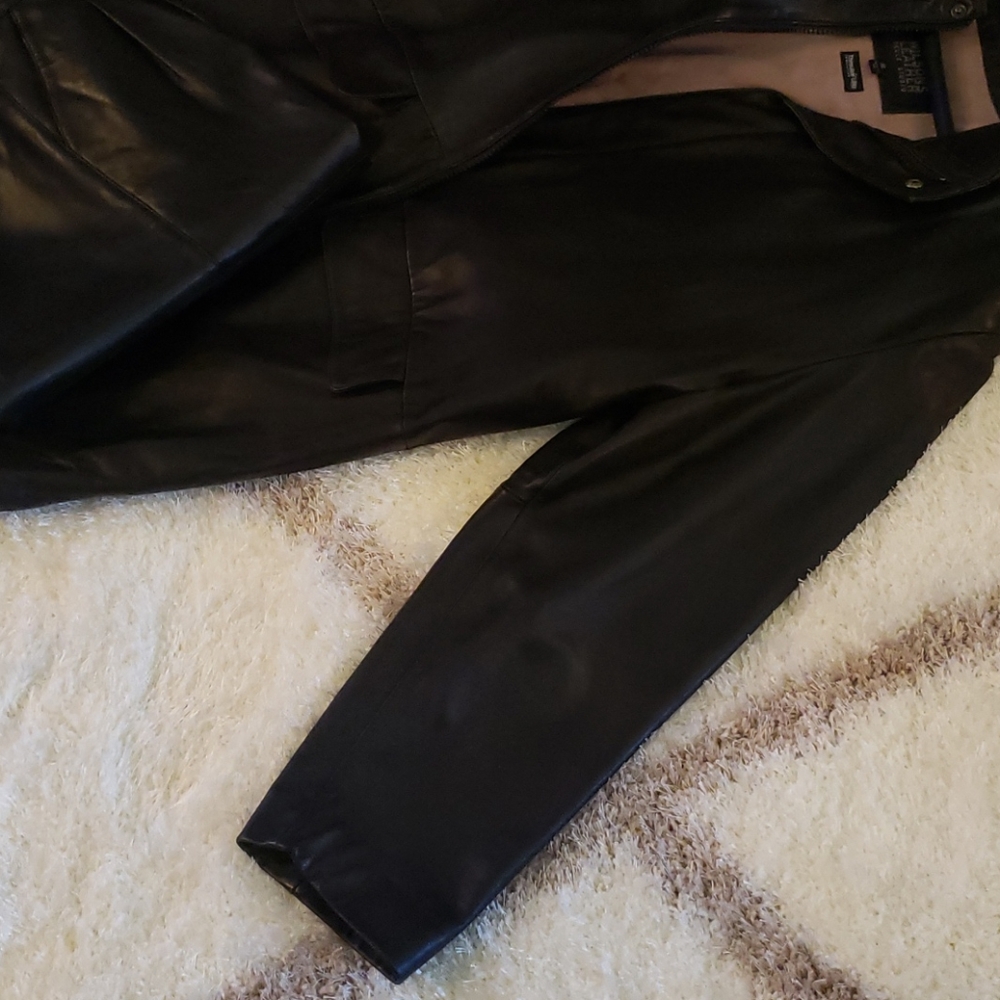 Men's Suit - Picture 4 of 5